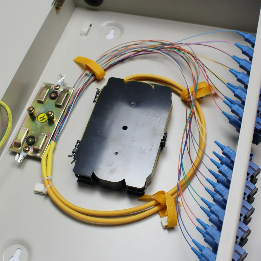 YTDB-1M48A(24SC/48LC) Fiber Optic Distribution Metal Box